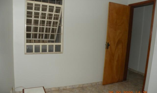 Dimenso do quarto e janela do fosso de ventilao. FotoID 4058