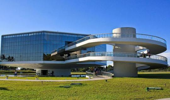 Prximo a Estao Cincia (Projeto de Oscar Niemeyer) FotoID 58123