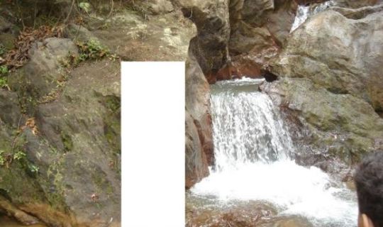 Vista da cachoeira localizada a 800m do lote, dentro dos limites do condomnio. FotoID 35499